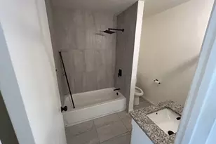 1118 E Brookswood Ave, Austin, TX 78721 - Photo 8