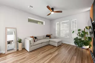 8013 Mellencamp Dr, Austin, TX 78744 - Photo 6
