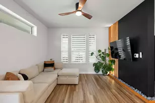 8013 Mellencamp Dr, Austin, TX 78744 - Photo 2