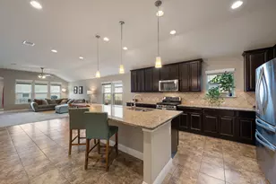 3606 Esperanza Dr, Round Rock, TX 78665 - Photo 2