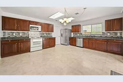 83 Elm Hill Court, San Marcos, TX 78666 - Photo 4