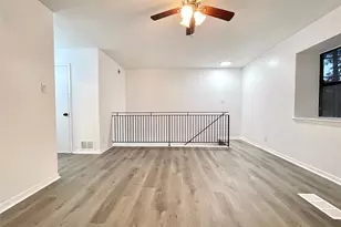 2306 Barton Village Cir, Austin, TX 78704 - Photo 18