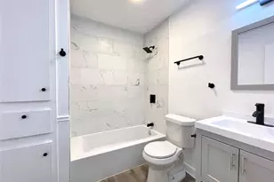 2306 Barton Village Cir, Austin, TX 78704 - Photo 4