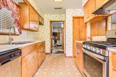 6626 Isabelle Drive, Austin, TX 78752 - Photo 14