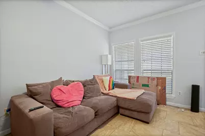 715 22 1/2 Street #101, Austin, TX 78705 - Photo 2