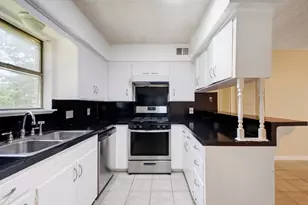 1202 Artesian Cir, Austin, TX 78758 - Photo 8