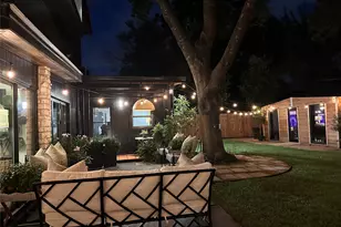 2401 Jarratt Ave, Austin, TX 78703 - Photo 40