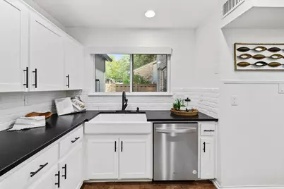 8346 Summerwood Drive, Austin, TX 78759 - Photo 16