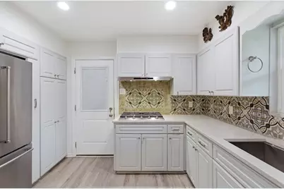 1215 W Live Oak Street, Lockhart, TX 78644 - Photo 22