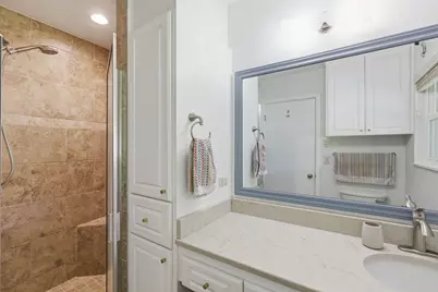 1215 W Live Oak Street, Lockhart, TX 78644 - Photo 28