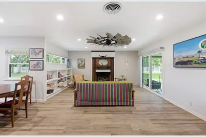 1215 W Live Oak Street, Lockhart, TX 78644 - Photo 16