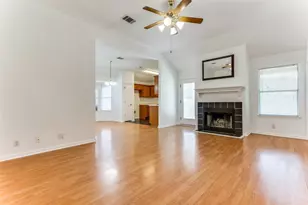 101 Cotton Cove, Hutto, TX 78634 - Photo 4