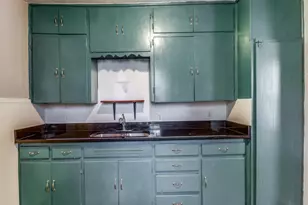 1136 Garland Ave, Austin, TX 78721 - Photo 8