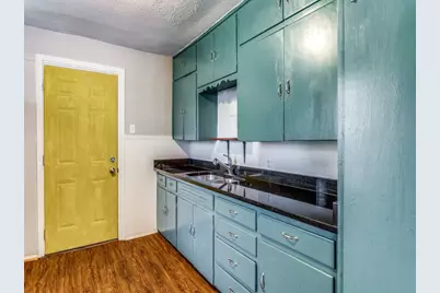 1136 Garland Avenue, Austin, TX 78721 - Photo 2