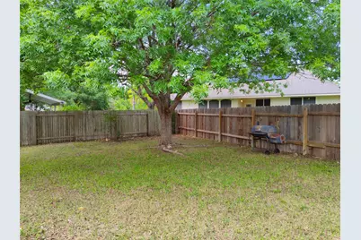 13312 Chasewood Cove, Austin, TX 78727 - Photo 22