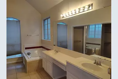 13312 Chasewood Cove, Austin, TX 78727 - Photo 12