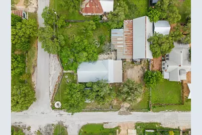 316 Mesquite Street, Bertram, TX 78605 - Photo 28