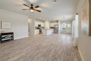 460 Galway Bay Ln, Georgetown, TX 78626 - Photo 4