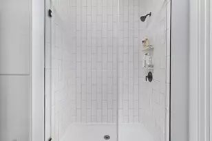 2500 Longview St, Austin, TX 78705 - Photo 16