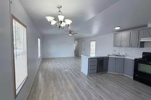 116 Guadalupe St, Bastrop, TX 78602 - Photo 4