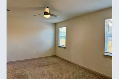 13009 Kearns Drive, Pflugerville, TX 78660 - Photo 12