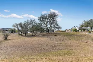 27107 Waterfall Hill Pkwy, Spicewood, TX 78669 - Photo 30
