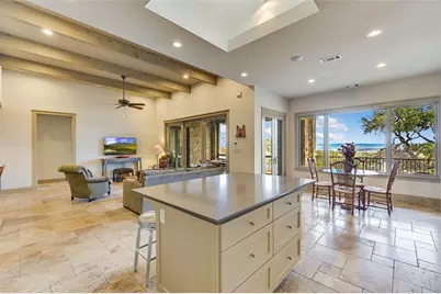 27107 Waterfall Hill Parkway, Spicewood, TX 78669 - Photo 14