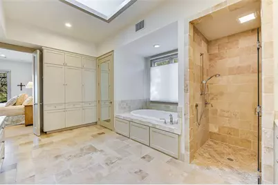 27107 Waterfall Hill Parkway, Spicewood, TX 78669 - Photo 18