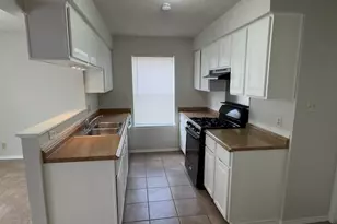 12105 Missel Thrush Ct, Austin, TX 78750 - Photo 6