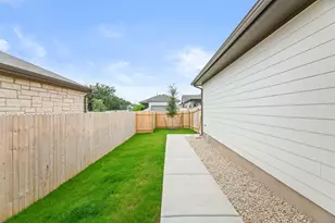 183 Glocken Ln, Kyle, TX 78640 - Photo 36