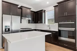 183 Glocken Ln, Kyle, TX 78640 - Photo 18