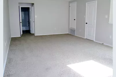 285 Kat Garnet Drive, Kyle, TX 78640 - Photo 16