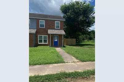 306 Anderson Street #A, Smithville, TX 78957 - Photo 2