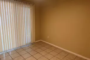 306 Anderson St, Smithville, TX 78957 - Photo 16