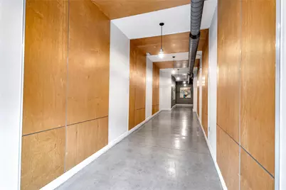 2124 E 6th Street #305, Austin, TX 78702 - Photo 4