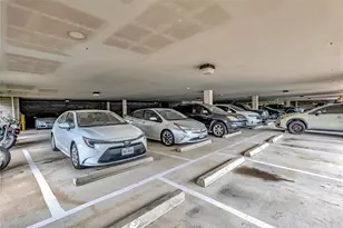 2124 E 6th St, Austin, TX 78702 - Photo 26