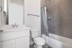 20028 Crested Caracara Ln, Pflugerville, TX 78660 - Photo 32