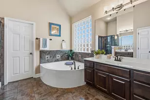 10013 Palmbrook Dr, Austin, TX 78717 - Photo 18