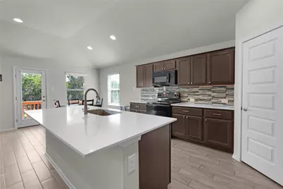 21408 Highland Lake Drive, Lago Vista, TX 78645 - Photo 6