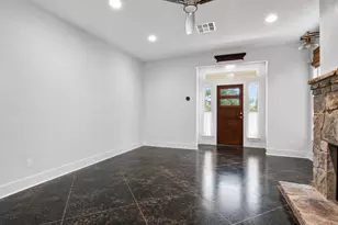 10103 Twin Lake Loop, Dripping Springs, TX 78620 - Photo 4