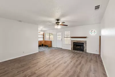 1402 Oak Meadows Cove, Round Rock, TX 78681 - Photo 8