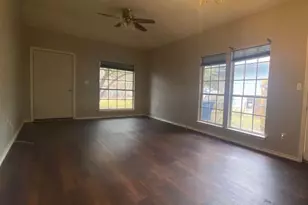 8704 Weiser Dr, Austin, TX 78729 - Photo 2
