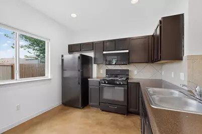 4619 Inicio Lane, Austin, TX 78725 - Photo 10