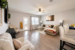 373 Azalea Way, New Braunfels, TX 78132 - Photo 4