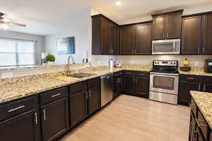 373 Azalea Way, New Braunfels, TX 78132 - Photo 6