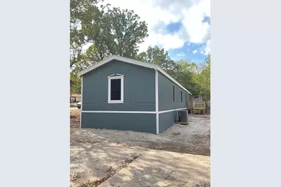 204 Overhill, Bastrop, TX 78602 - Photo 2