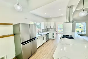 9506 Stonebridge Dr, Austin, TX 78758 - Photo 10