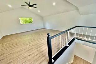 9506 Stonebridge Dr, Austin, TX 78758 - Photo 14