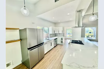 9506 Stonebridge Drive, Austin, TX 78758 - Photo 10