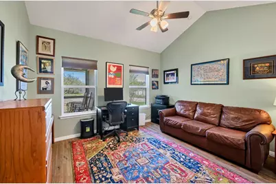 10500 W Lakeview Drive, Jonestown, TX 78645 - Photo 28